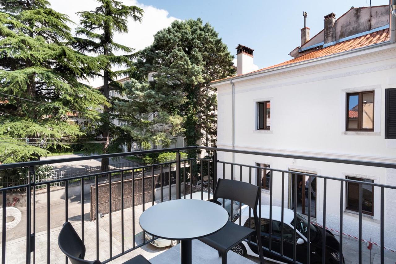 קופר Capraria Appartments In Historic Center, With Private Parking מראה חיצוני תמונה