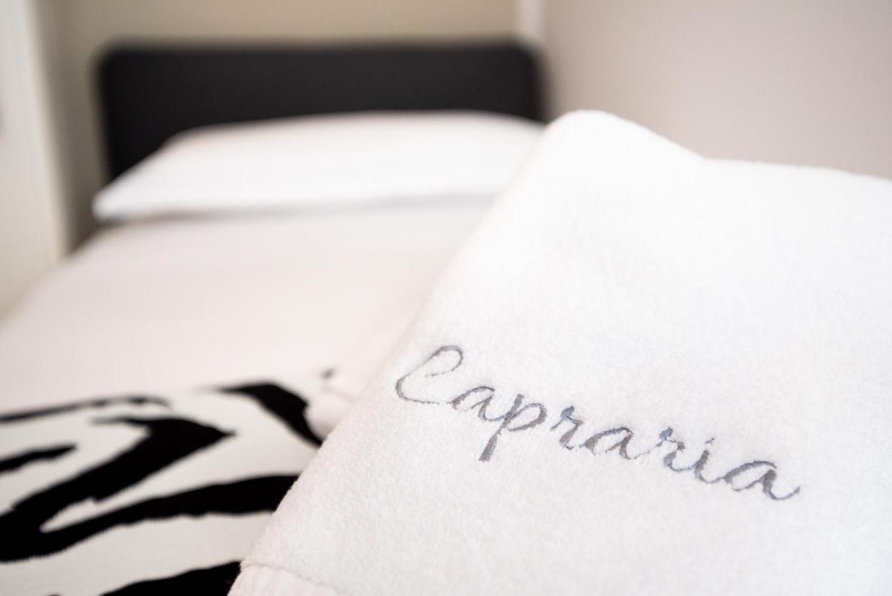 קופר Capraria Appartments In Historic Center, With Private Parking מראה חיצוני תמונה