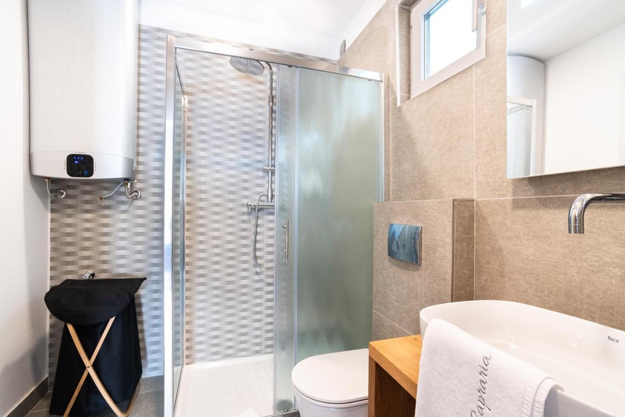 קופר Capraria Appartments In Historic Center, With Private Parking מראה חיצוני תמונה